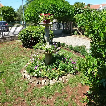 Apartment Ostres *