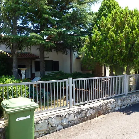 Apartment Ostres *
